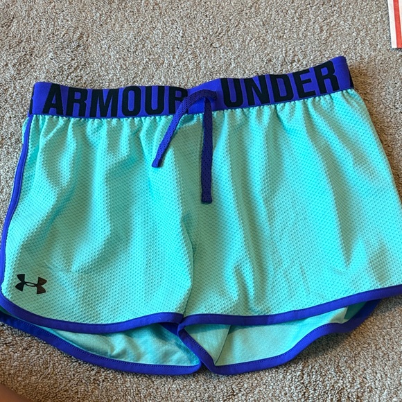 Under Armour Girls YXL Teal and Blue Athletic Shorts - Picture 1 of 2
